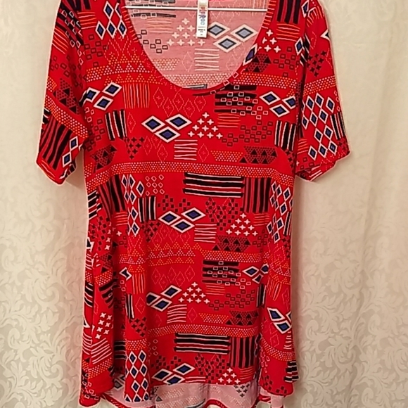 EUC LuLaRoe Perfect T Medium - Picture 1 of 4